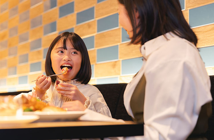 ヒルトン大阪で過ごすお盆休み ～美食と寛ぎで特別な夏を～
