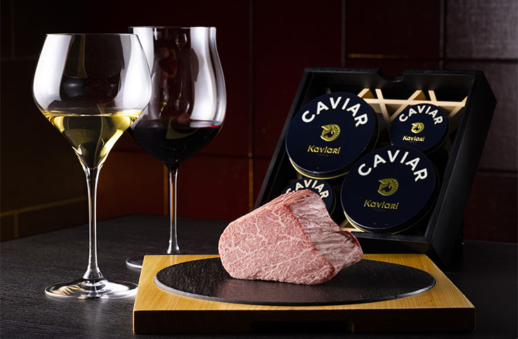 11/20（木） ディナーイベント近江牛×世界三大高級食材×ラグジュアリーワインの夕べ