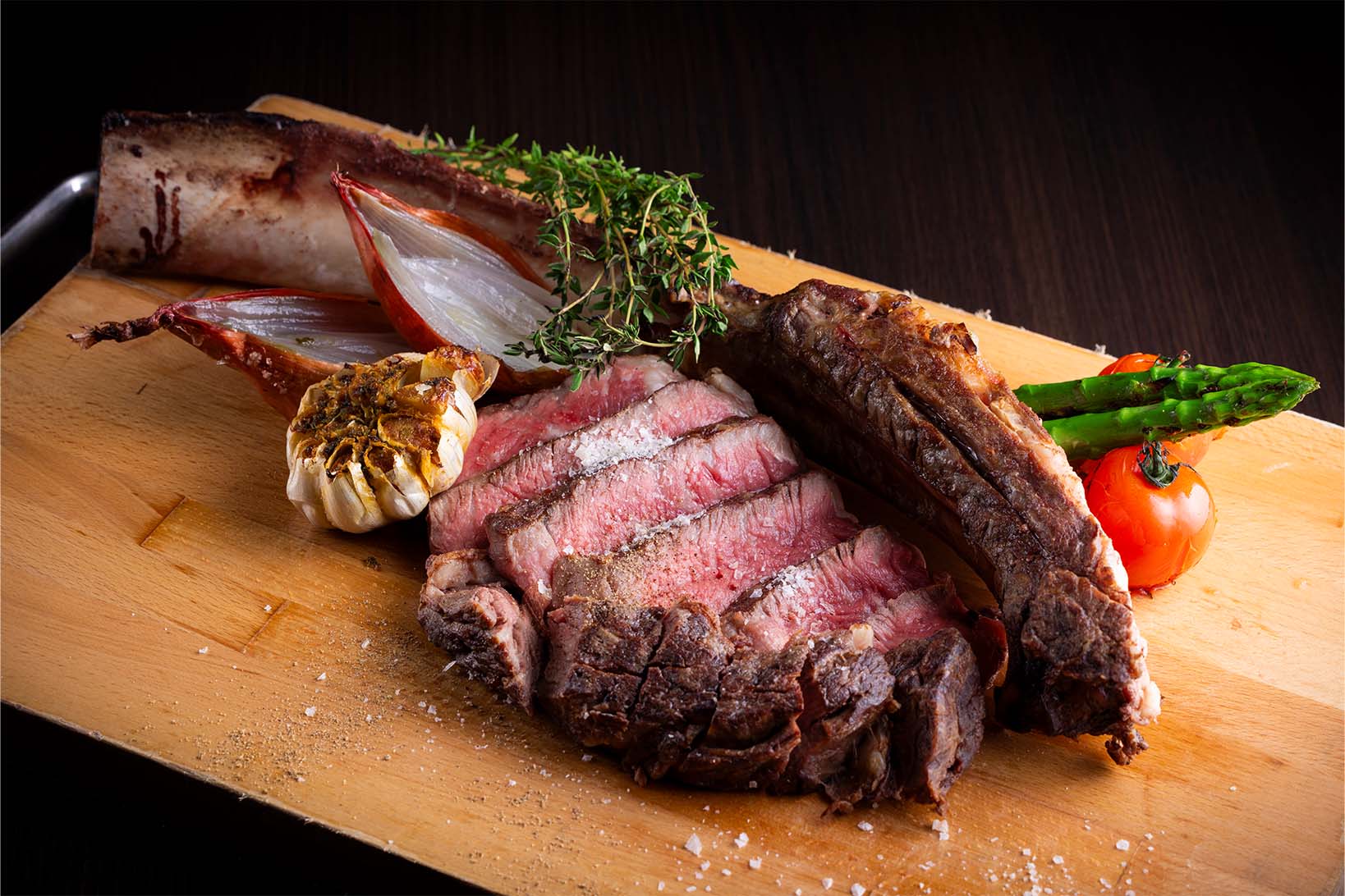 薪と炭の豪快なグリルを愉しむ CENTRUM ディナー